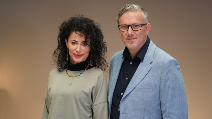 Anca Nedea Pavel, directorul Organizației Patronale Mamaia și PR OMD Riviera Sud și jurnalistul Adrian Boioglu, Managerul Trustului Media CityDigital. FOTO Mitică Raftu / GoNEXT.ro